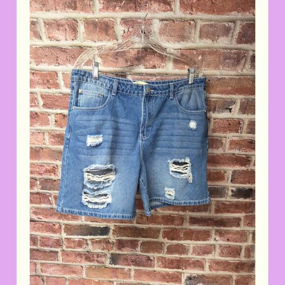 Women's PINKMARCO Distressed Denim Jean Shorts Size XL - Picture 1 of 6